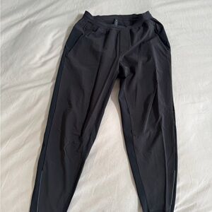 lululemon athletica Men's Black Jogger-Style Performance Pants